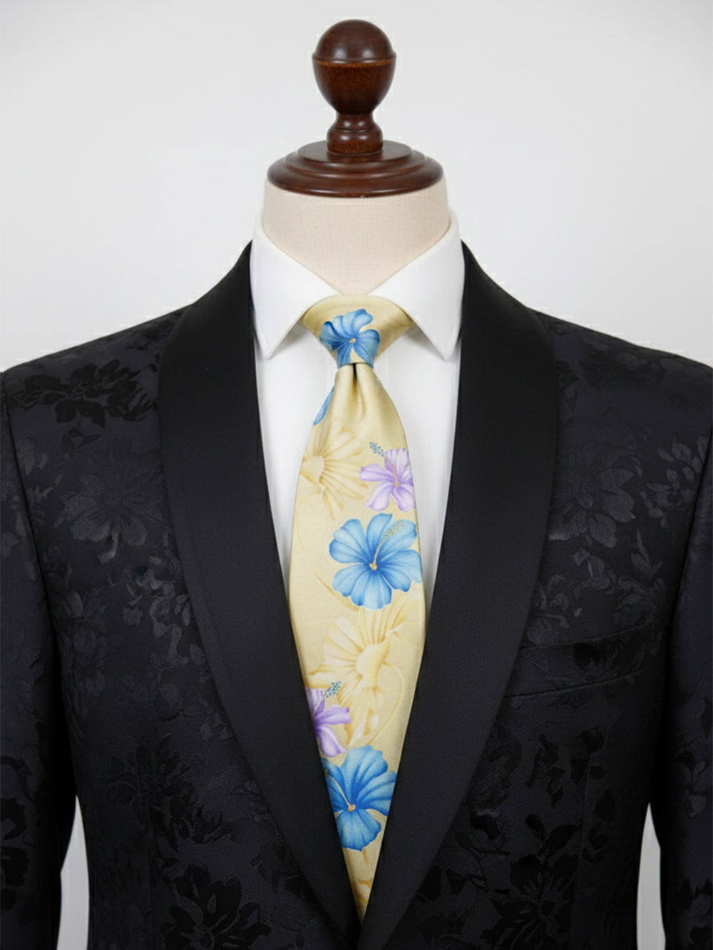Luxury Golden Floral Printed Silk Tie for Men – Elegant Designer Necktie