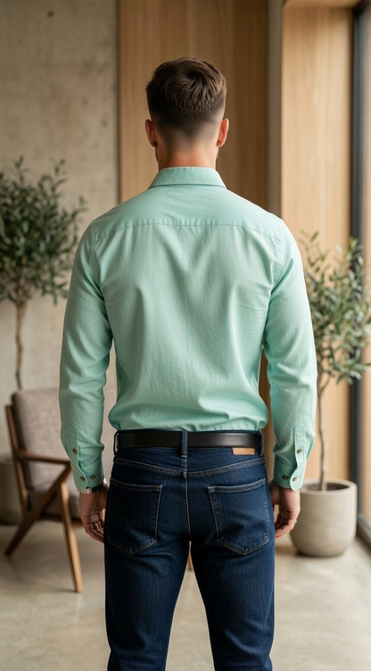 Men'sCasual Lightweight Linen-Blend Shirt in Pastel Mint